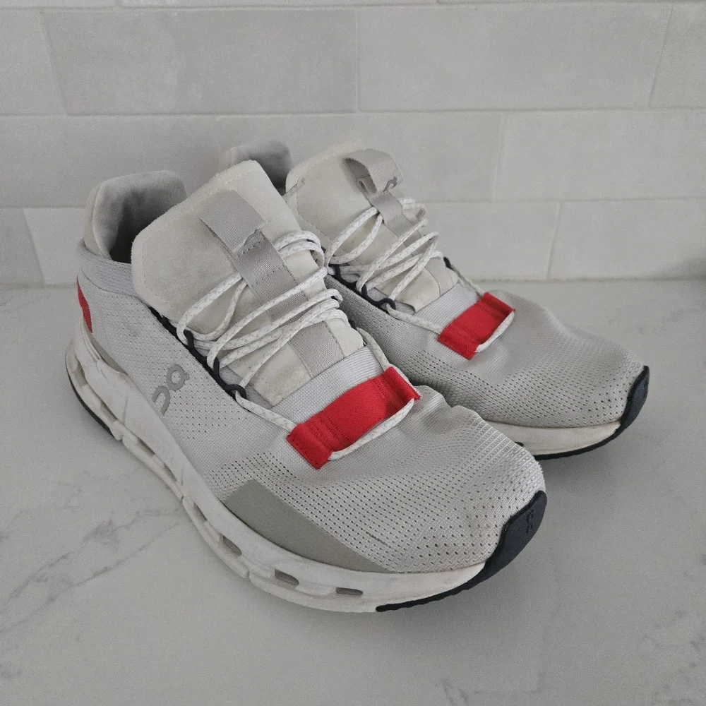 On Running Cloudnova Athletic Shoe White Red Gray Men's Size 10 Cloud - Picture 1 of 9